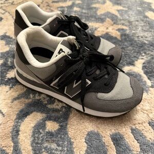 New Balance Gray and Black Sneakers Classic Athletic Design